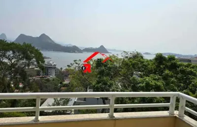 Casa em condomínio fechado com 3 quartos à venda na rua doutor armando lopes, charitas, niterói, 274 m2 por r$ 2.000.000