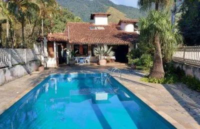 Casa com 3 dormitórios à venda, 238 m² por r$ 980.000,00 - são francisco - são sebastião/sp