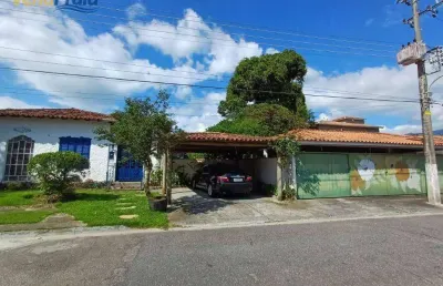 Casa com 5 dormitórios à venda, 270 m² por r$ 2.500.000,00 - porto grande - são sebastião/sp