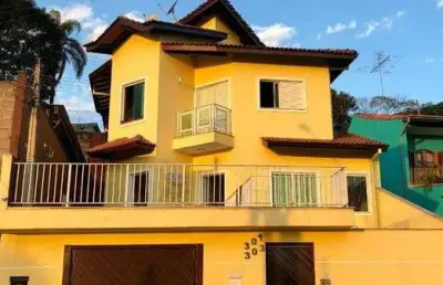 Sobrado com 3 dormitórios à venda, 257 m² por r$ 1.500.000,00 - centro - arujá/sp