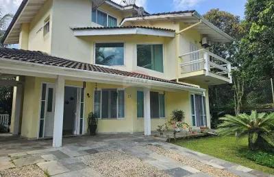 Casa a venda no condomínio hanga roa - bertioga-sp com 7 suítes