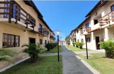 Casa em villagio na quadra da praia – vista linda bertioga