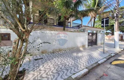 Sobrado  à venda no centro de bertioga a 50 m da praia