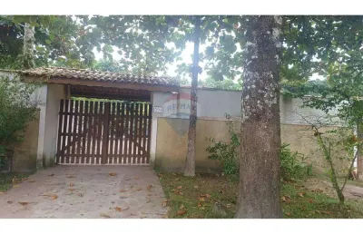 Casa à venda 03 dormitórios 01 suíte, em boracéia, bertioga - sp