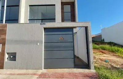 Casa com 3 quartos à venda na rua de budapeste, 33, duque de caxias, betim por r$ 580.000