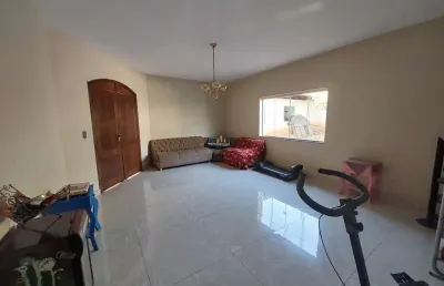 Casa com 4 quartos à venda na rua criptoméria, 33, jardim das alterosas - 2ª seção, betim por r$ 1.700.000