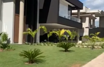Maravilhosa casa de alto padrão no condomínio terras jundiaí com 408m²