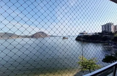 Apartamento lindo de 4 quartos com 1 suíte , frente mar!