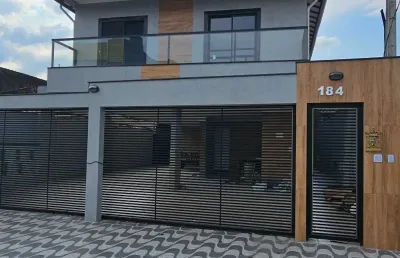 Linda casa de condomínio com 2 dormitórios  localizado  bairro vila antártica  praia grande