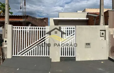 Casa com 2 quartos à venda na rua maria aparecida andretto filippini, 60, coração criança, artur nogueira por r$ 240.000
