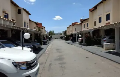 Sobrado 3 quartos, alto padrão, repleto em armarios em condominio proximo a av- t-9 jd. planalto