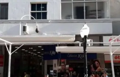 Sala comercial à venda no Centro, Juiz de Fora 