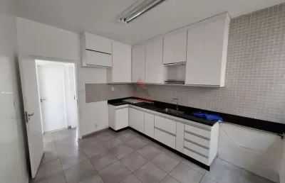 Excelente apartamento de 3 quartos bem no centro de juiz de fora!