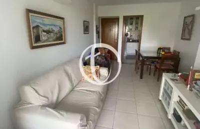 Venda de apartamento 3/4 totais - av. cardeal da  silva