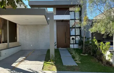 Casa de alto padrão a venda no condomínio residencial jardins