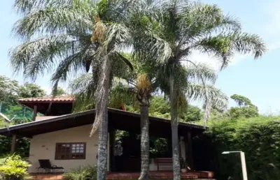 Chácara de luxo à venda ou locação em vinhedo-sp, bairro caixa d'água: 3 quartos, 2 suítes, 3 salas, 3 banheiros, 4 vagas, 300m².