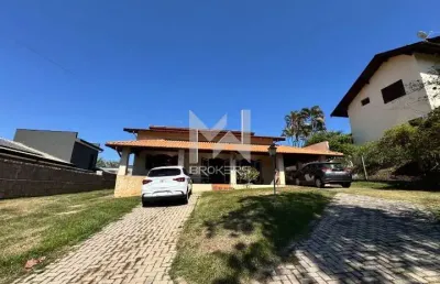 Casa térrea para alugar no condomínio vista alegre - sede em vinhedo/sp