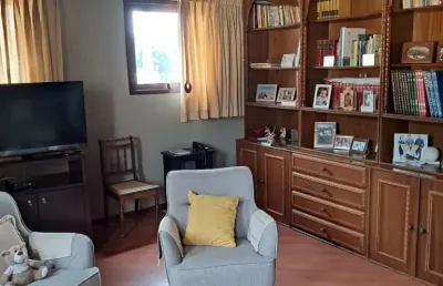 Casa à venda na Rua Antônio Costa, 41, Vista Alegre, Curitiba