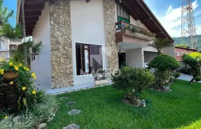 Casa | vila lalau | 4 quartos (2 suítes master) | 187m²