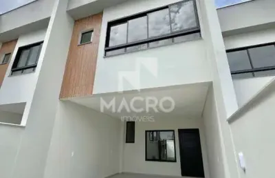 Geminado duplex | czerniewicz | 3 quartos (1 suíte) | 135 e 142m²