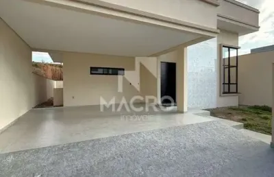 Casa estilo clássica | lot. montreal | três rios do norte | 3 quartos (1 suíte) | 150m²