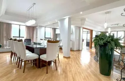Cobertura | centro | 5 quartos (2 suítes) | 261m² privativos