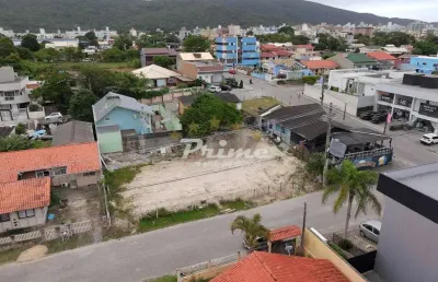 Terreno à venda na Rua Saíra Amarela, Bombas, Bombinhas