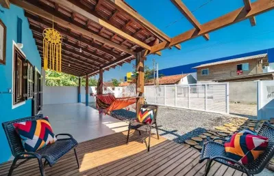 Casa de 4 quartos à venda em morrinhos - bombinhas/sc