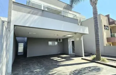 Casa à venda no Uvaranas, Ponta Grossa 