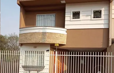 Casa com 3 quartos à venda na Rua Irmã Aparecida Andrés, 148, Colônia Dona LuÍza, Ponta Grossa