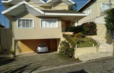 Casa em condominio 04 dormitorios sendo 02 suites - coleginho jacareí sp