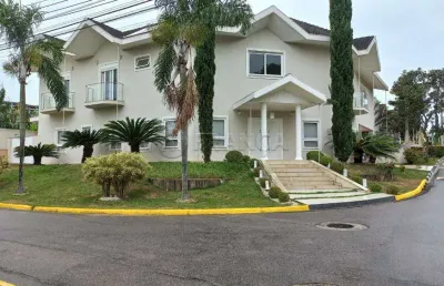 Belíssima  casa em condomínio fechado, villa branca.