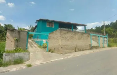 Linda chácara com casa sobrado de 892m² - pousada do vale