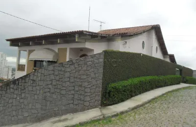Casa com 3 quartos à venda no Jardim Bela Vista, Jacareí 