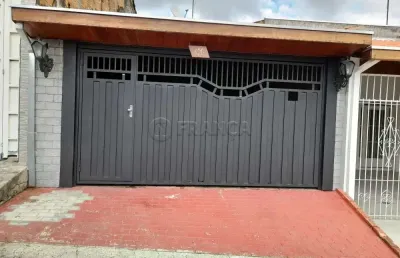 Casa com 2 quartos à venda no Jardim do Portal, Jacareí 