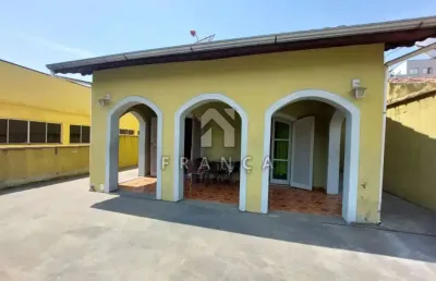 Ponto comercial / casa 03 domritorios sendo 01 suite - jardim paraiso jacarei sp