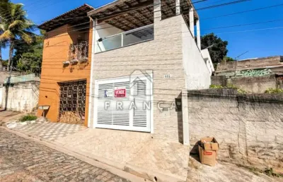 Casa com 2 quartos à venda no Jardim Bela Vista, Jacareí 