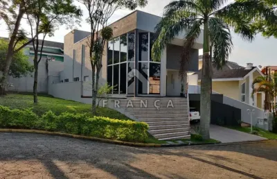 Sobrado 03 suites no condomínio coléginho - jacareí - sp.