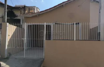 Casa 3 dormitórios sendo 1 suíte - centro - jacareí