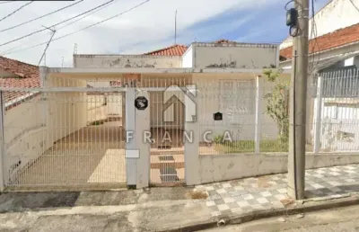 Casa ampla à venda no centro de jacareí ? conforto e localização privilegiada!