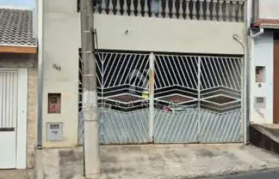 Amplo sobrado com 280 m² e 3 suítes no parque santo antônio