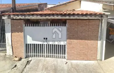 Casa com 2 quartos à venda no Jardim Emília, Jacareí 