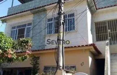 Maravilhosa casa sobrado no barro vermelho são gonçalo