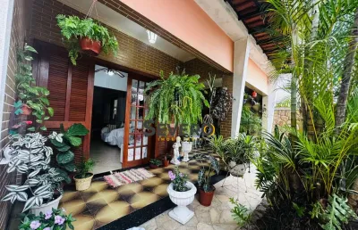 Casa com 3 quartos à venda na Rua Nilo Caldas Brandão, 131, Trindade, São Gonçalo
