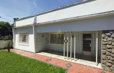 Casa com 3 quartos à venda na Estrada do Bichinho, 187, Pacheco, São Gonçalo