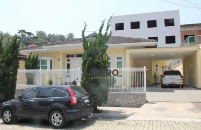 Casa com 5 quartos à venda na Rua Nelson Kemp, 41, Braunes, Nova Friburgo