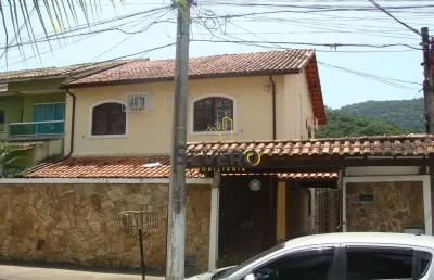 Casa com 3 quartos à venda na Rua Maria Izabel Bolckau, 9, Maravista, Niterói