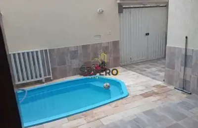 Casa com 3 quartos à venda na Rua Quintino Joaquim da Silva, Tribobó, São Gonçalo