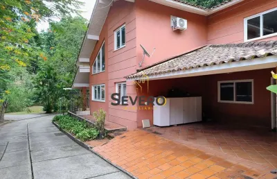 Casa duplex com 04 quartos e 02 suítes, em são francisco