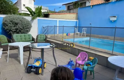 Casa com 4 quartos à venda na Rua Ulisses de Oliveira Madruga, Itaipu, Niterói